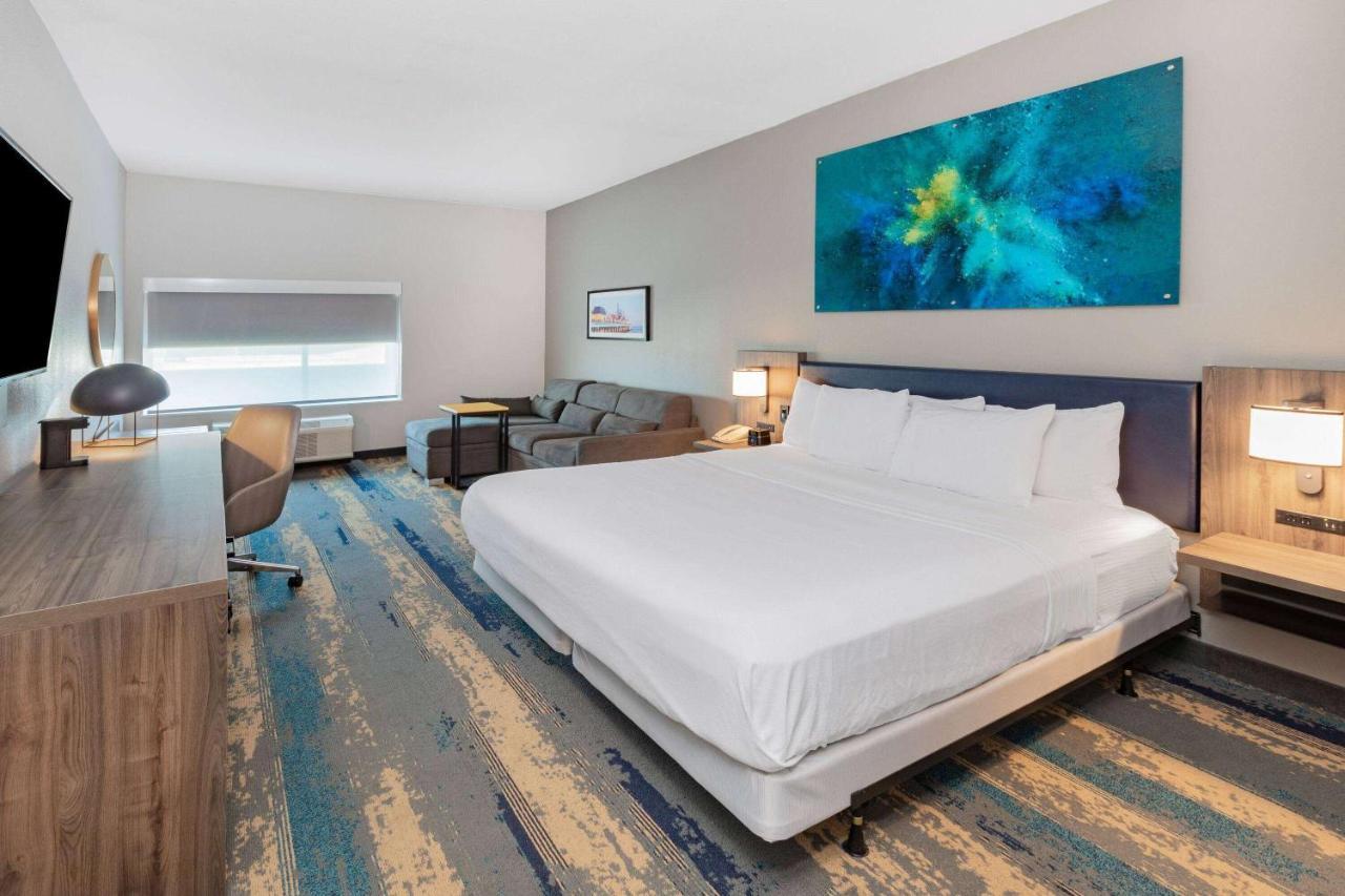 La Quinta Inn & Suites By Wyndham Galveston North At I-45 Exteriör bild