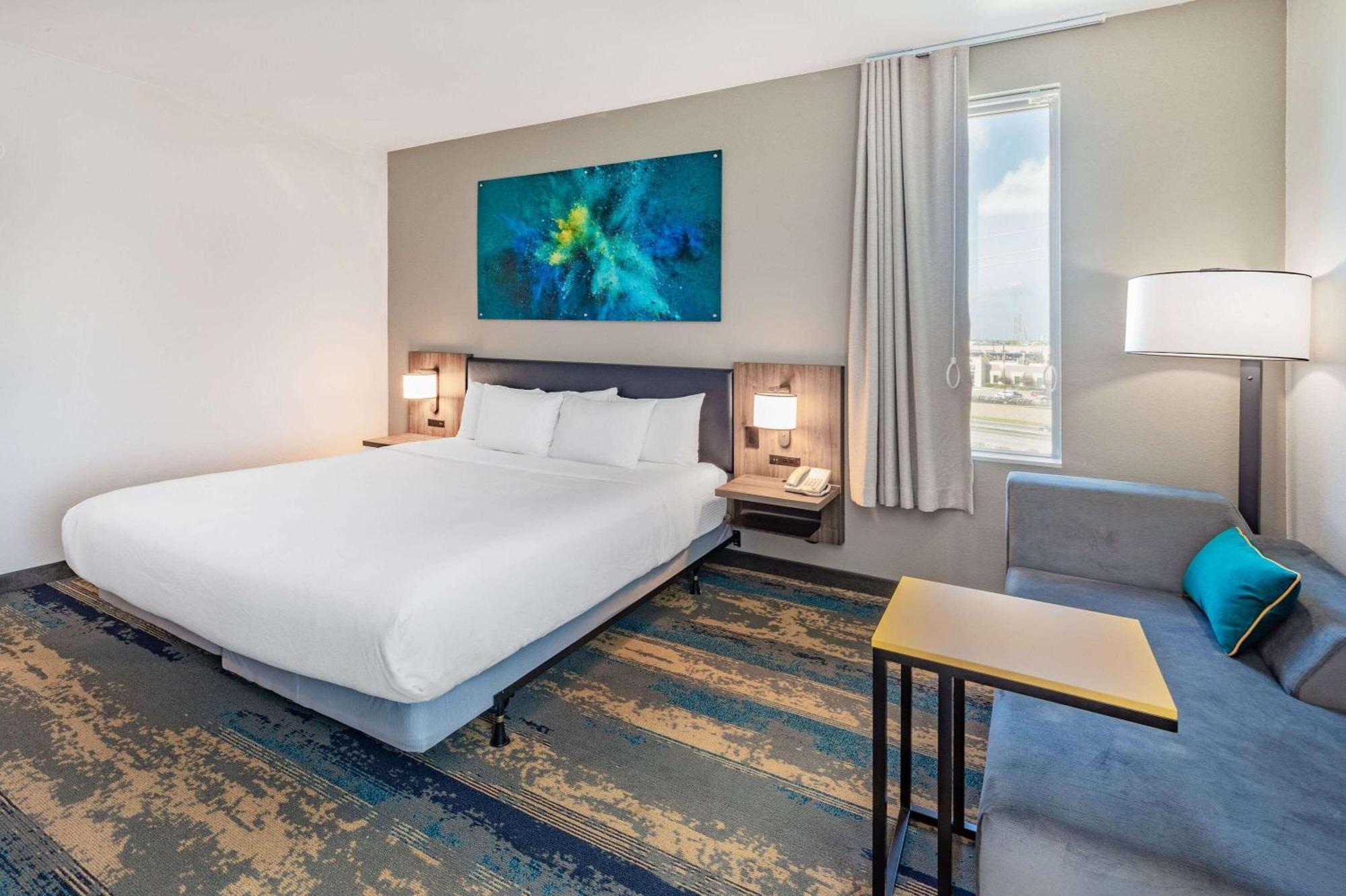 La Quinta Inn & Suites By Wyndham Galveston North At I-45 Exteriör bild